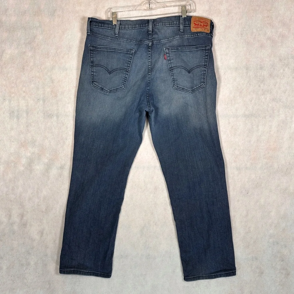 Levi's Jeans Mens 40x32 541 Athletic Taper Blue Good Stretch Denim